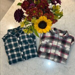 Women’s long sleeve plaid flannel bundle - XS/S